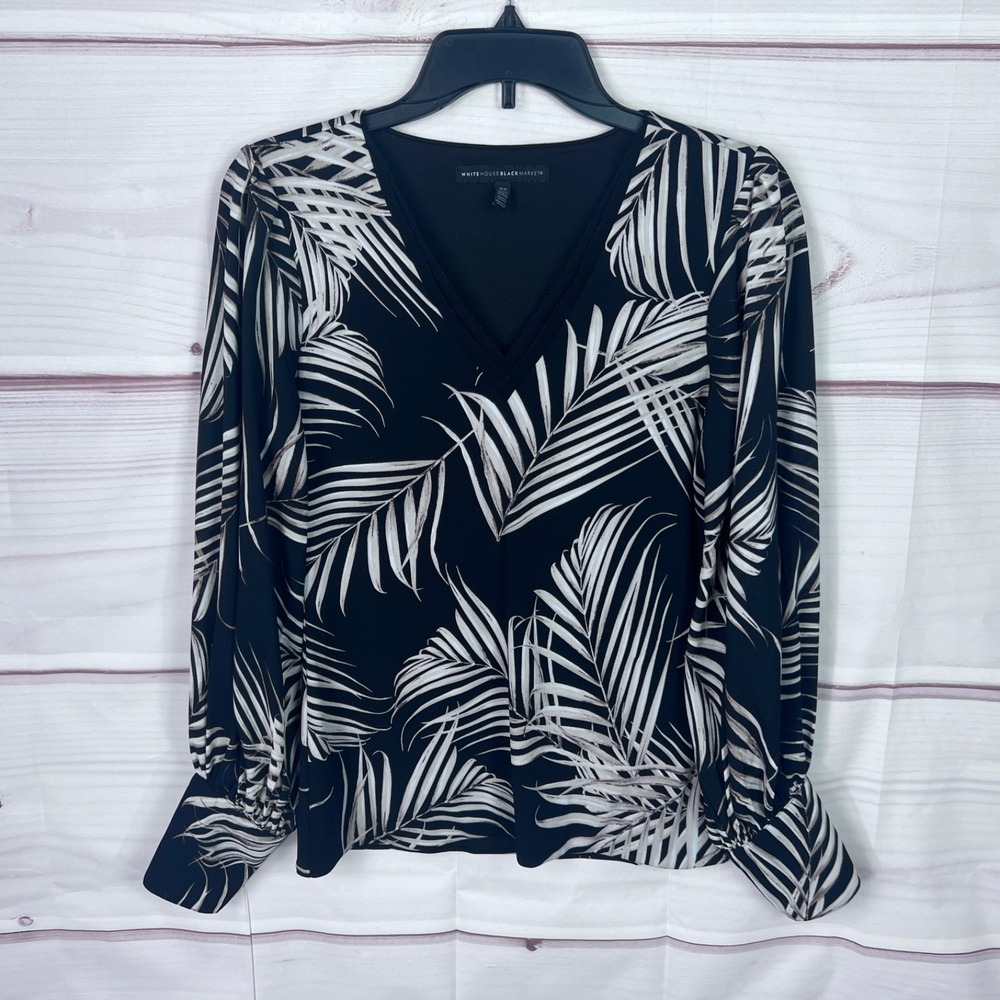 White House Black Market Top Womens XS Black Palm Frond Print Blouse V-Neck Knit